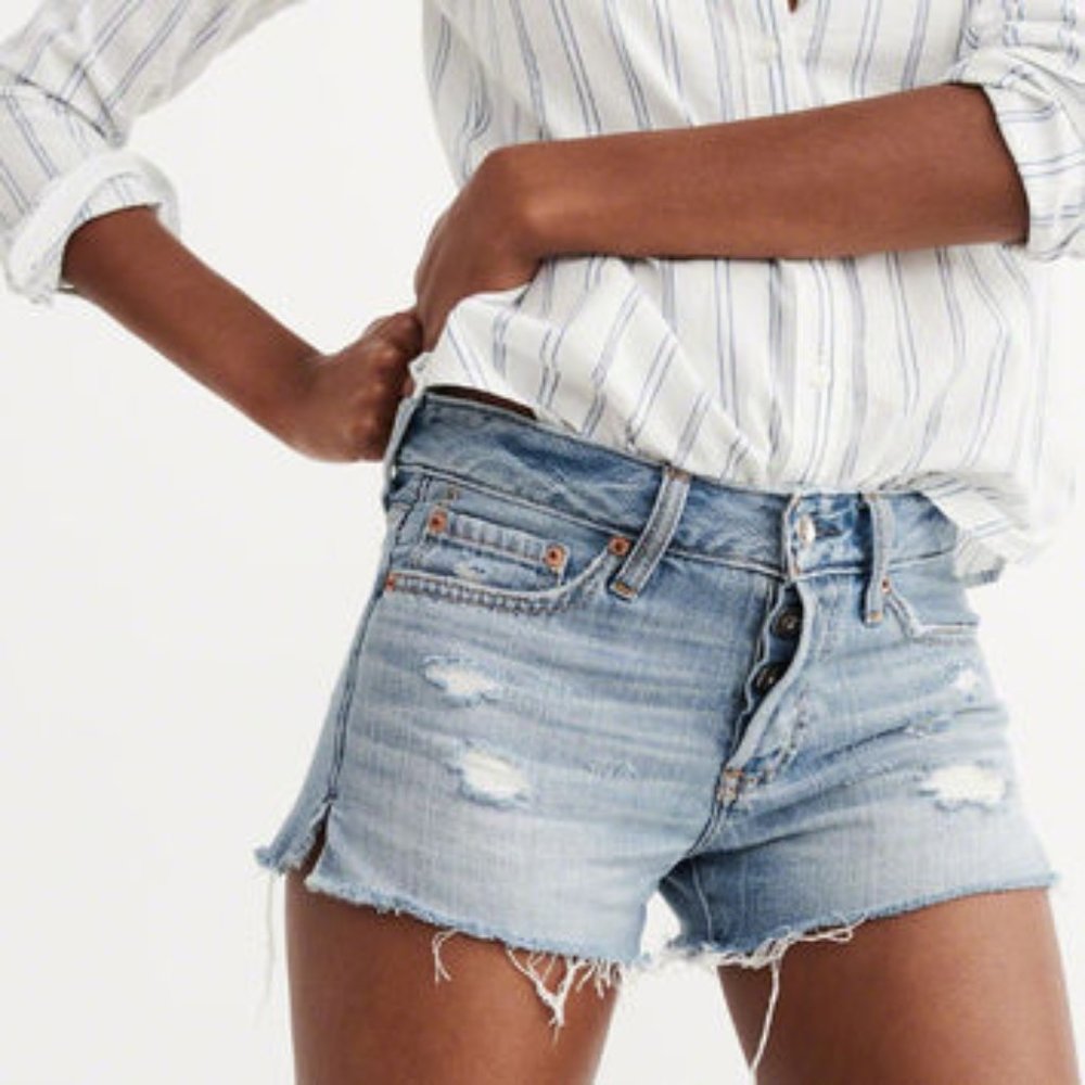 Abercrombie & Fitch boyfriend shorts